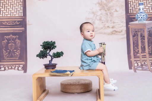 阳春孕妇尖肚子和圆肚子